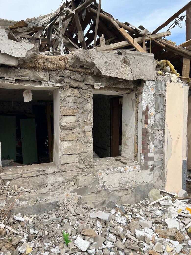 Consequences of morning shelling of Mykolaiv 09