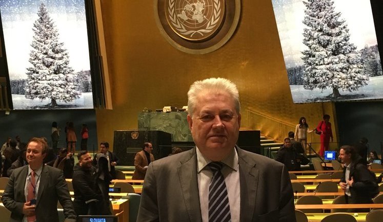 Никогда в ООН так не позорили постоянного члена Совбеза, - Ельченко о резолюции по Крыму