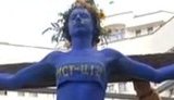 Под Конституционным судом "распяли" Конституцию. ВИДЕО