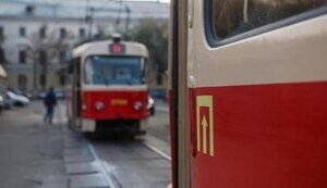 У Києві зупинять рух трамваїв проблемним маршрутом на Поділ: повністю мінятимуть колії