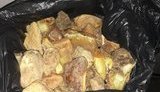 Під час огляду вантажівки на кордоні з Польщею виявили 2 кг контрабандного бурштину, - Держприкордонслужба. ФОТО
