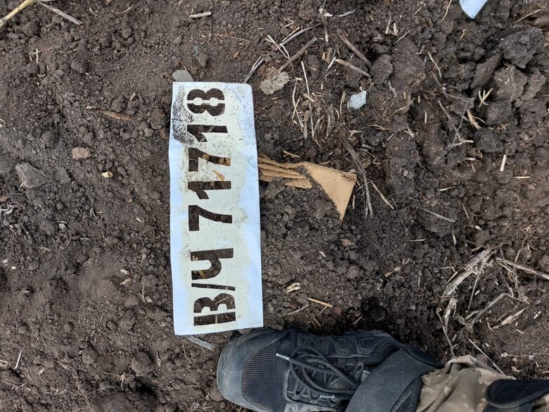 Кіборг Сергій Кирик: У Роздольному росіяни штурмували танками, сучасними БМП-3. Хлопці не боялися, з РПГ вилазили з окопів, робили по 8-9 пострілів - і вони зупинялись 05