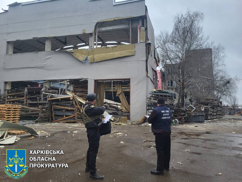 У Харкові внаслідок ракетних ударів РФ загинули 3 особи, ще 13 поранено 02