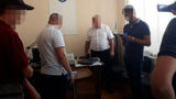 СБУ на Дніпропетровщині затримала прокурора, який продав за безцінь арештоване майно. ФОТО