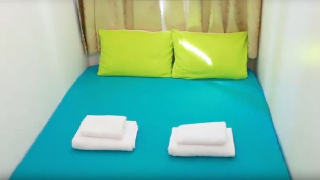 В полиции показали, как сейчас выглядит изнутри сгоревший отель в Одессе 02