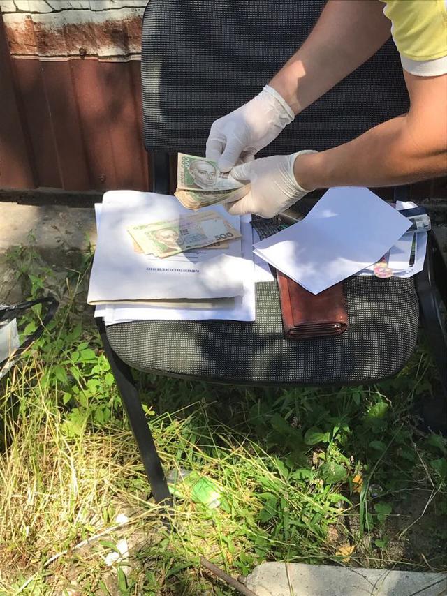 На взятке 26 тысяч задержан глава сельсовета на Житомирщине, - прокуратура 02