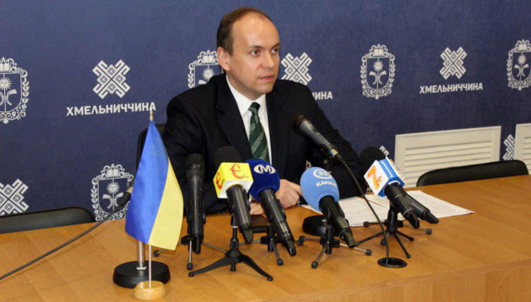 Зеленський звільнив Габінета з посади голови Хмельницької ОДА і призначив в.о. Примуша, - указ