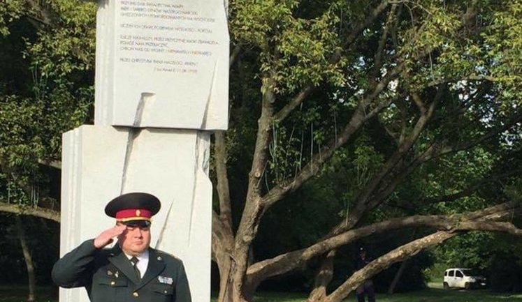 Ukraine's president honors memory of Volyn tragedy victims in Warsaw. PHOTOS