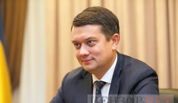 Це може бути прецедентом, - Кравчук про виключення Разумкова із фракції та позбавлення його мандата