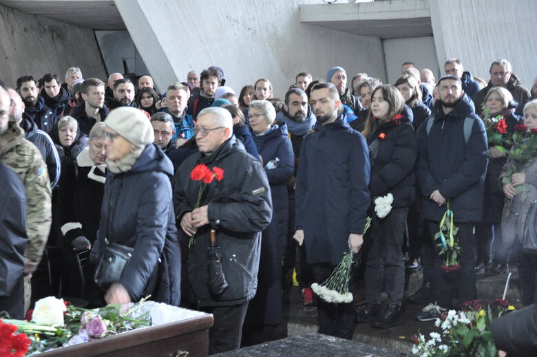 Із режисером монтажу Віктором Ониськом, який загинув у боях за Україну, попрощалися у Києві 14