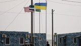 Мы ускоряем строительство базы ВМС в Бердянске, - Резников
