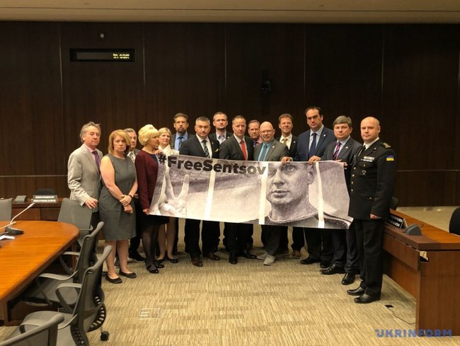 Канадские парламентарии призвали Россию освободить Сенцова и других политзаключенных 01