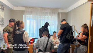 Полтысячи подделок в день: в Киеве раскрыли подпольную "полиграфию" медицинских справок для уклонистов. ФОТОРЕПОРТАЖ