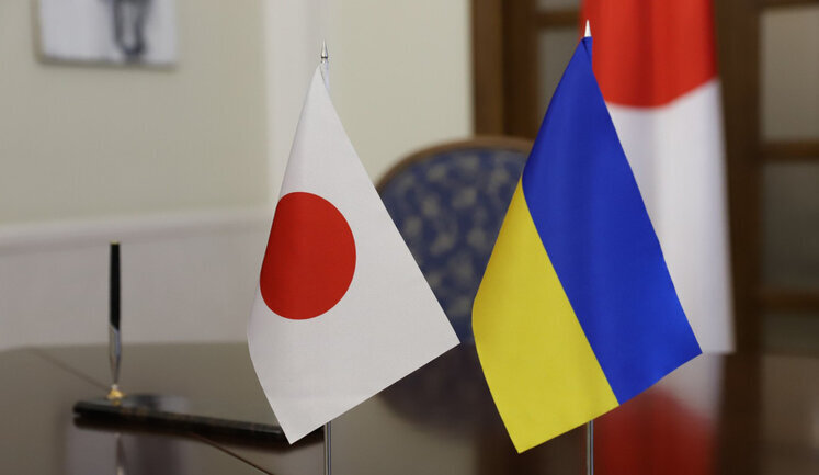 Япония передала Украине четыре мощных дизель-генератора