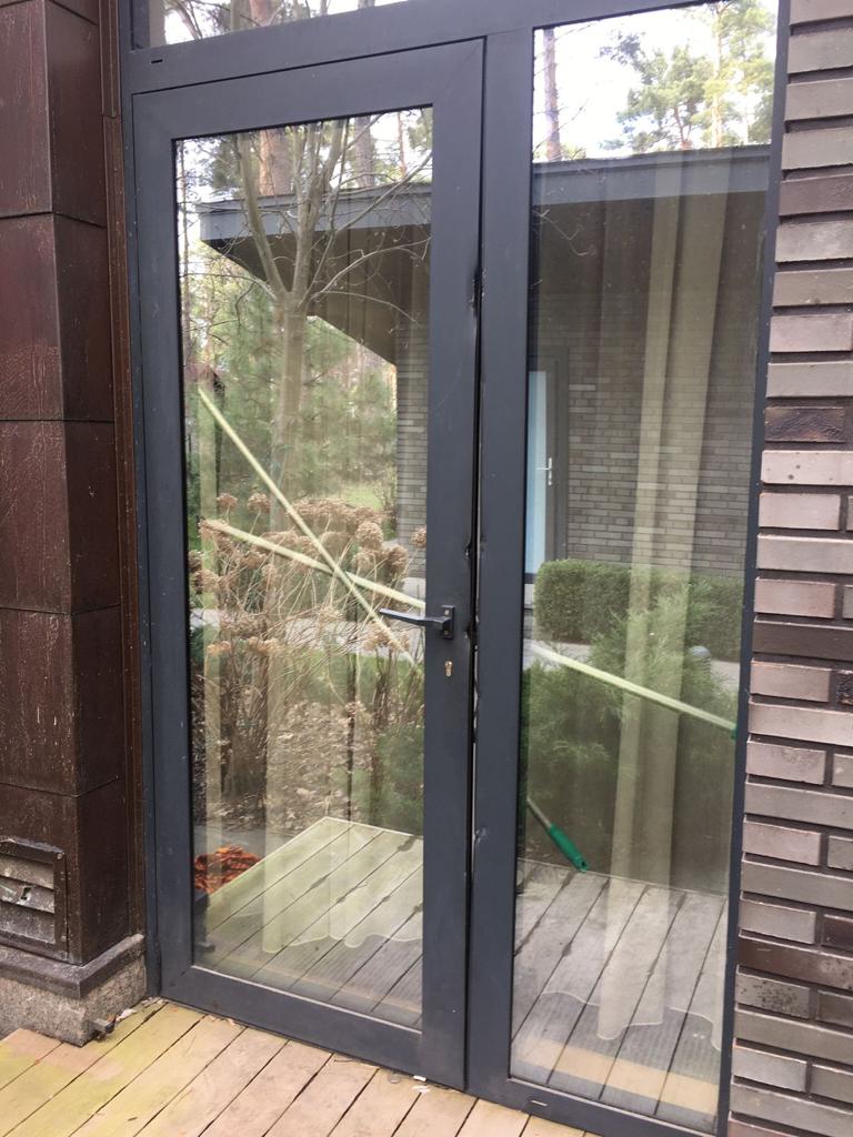 Восьмерым оккупантам, обворовывавшим дома жителей Бучи, сообщили о подозрении, - Офис Генпрокурора 09