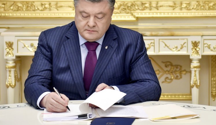 "In Ukraine, many are mistaking democracy for Makhnovism," - Poroshenko