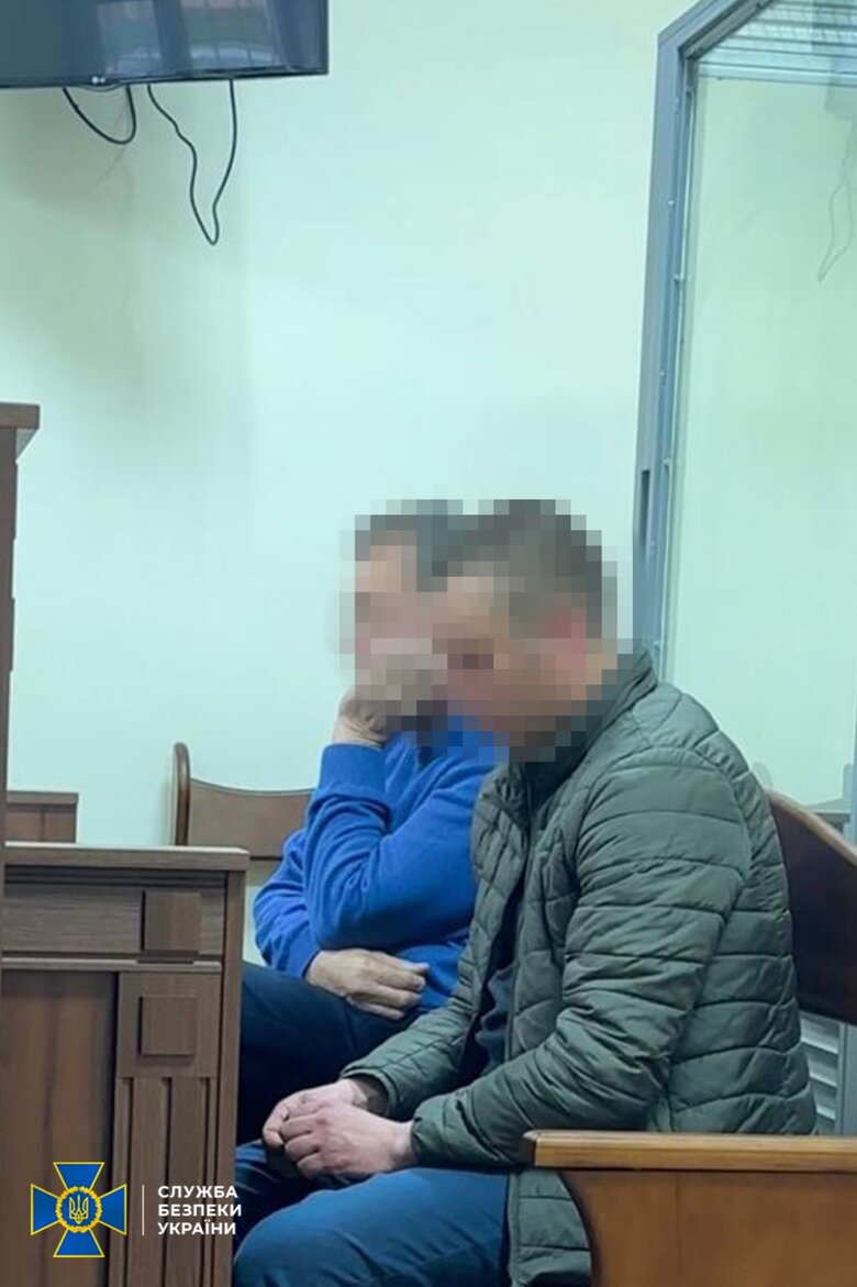 Two traitors who set fire to fire-rescue unit in Ivankiv at beginning of invasion of Russian Federation were detained - SSU 01