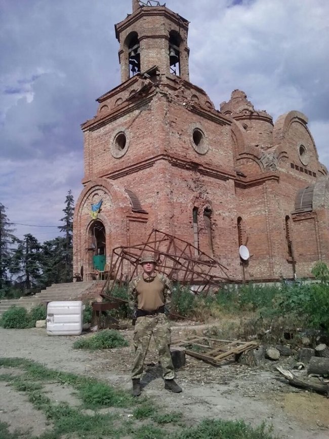 Я готовий повірити навіть у шоуменів, щоб зламати стару політику, - полковник СБУ Альфа Роман Костенко 03