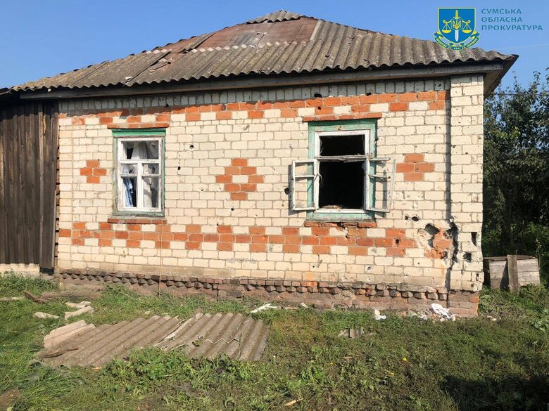 Ruscists fired at Svarkove in Sumy regioin at night, 82-year-old woman was killed 05