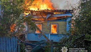Сутки в Сумской области: дроны РФ поразили жилые дома, общежитие и гражданские объекты, есть погибшие и раненые. ФОТОРЕПОРТАЖ