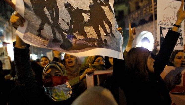 Тысячи женщин Египта восстали против военного насилия. ФОТОрепортаж