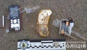 На СТО в Днепре под автомобилем обнаружили самодельную взрывчатку, - полиция. ФОТОрепортаж