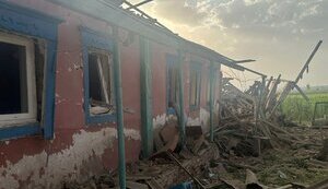 Сутки в Донецкой области: четыре человека погибли, 10 получили ранения. Утром враг убил мужчину в Славянске. ФОТОрепортаж