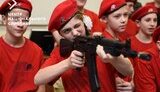 Окупанти залучають неповнолітніх до патрулів