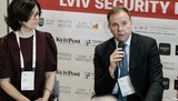 Дискусія навколо "формули Штайнмаєра" покладає особливу відповідальність на Німеччину. Вона має тиснути на Росію, - Ходжес