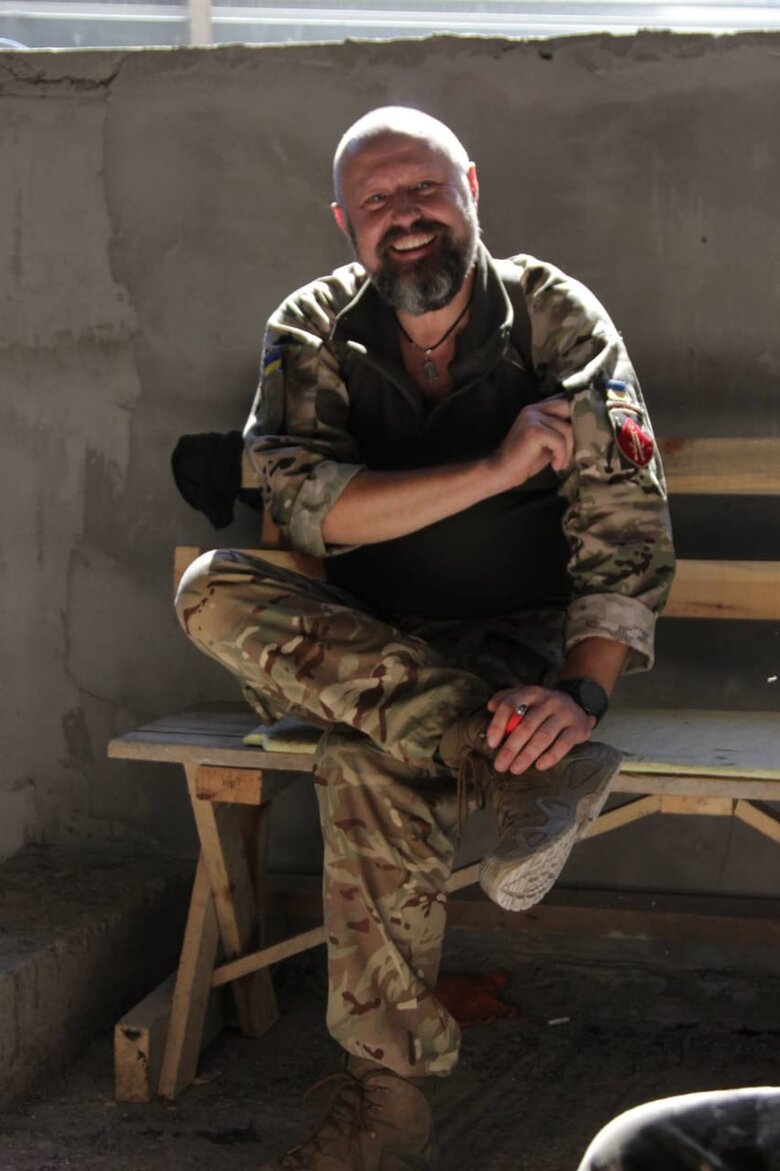 Вадим Бурей: Як тільки поставлять мені протези, зразу знайду свій батальйон. Негоже батькові сидіти дома, коли син воює 03 Вадим Бурей: Як тільки поставлять мені протези, зразу знайду свій батальйон. Негоже батькові сидіти дома, коли син воює 03