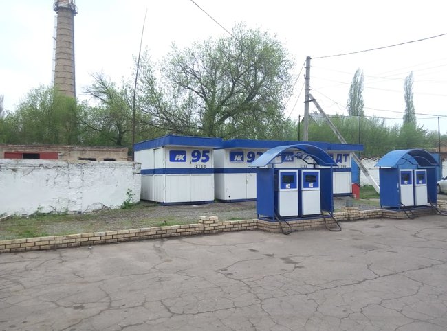 Налоговики остановили нелегальную торговлю топливом на Донетчине 02