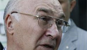 Стельмах: официальный курс гривни может быть изменен
