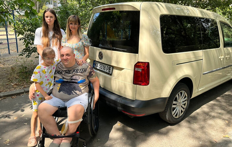 Ветеран Андрей Михов получил инклюзивное авто