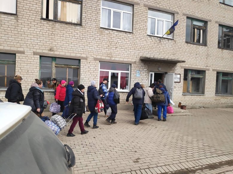 За сьогодні з Луганщини вдалось евакуювати понад 1700 мешканців, - Гайдай 01