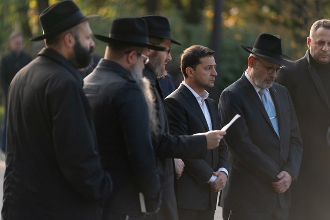 Zelenskyi commemorates Babi Yar massacre victims 01