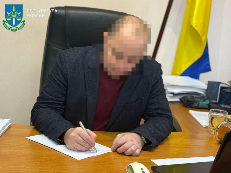 The mayor of Vyshhorod, Oleksiy Momot, has been notified of the suspicion.