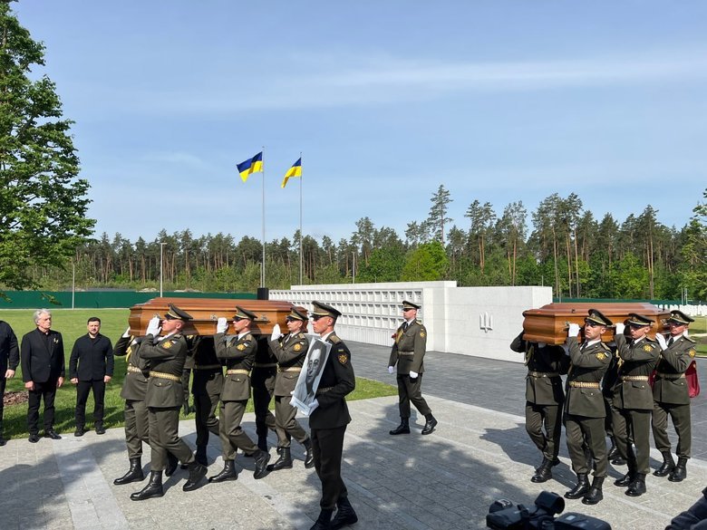 Голову ОУН Мельника перепоховали на НВМК: подробиці