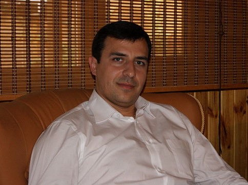 Ми в повній дупі. Тут навколо двохсоті, трьохсоті. Ми не знаємо, чи доживемо до вечора. Моліться за нас!. Це було 28 серпня приблизно о 4-5 годині дня, - четверта річниця Іловайської трагедії. Спогади близьких загиблих 06