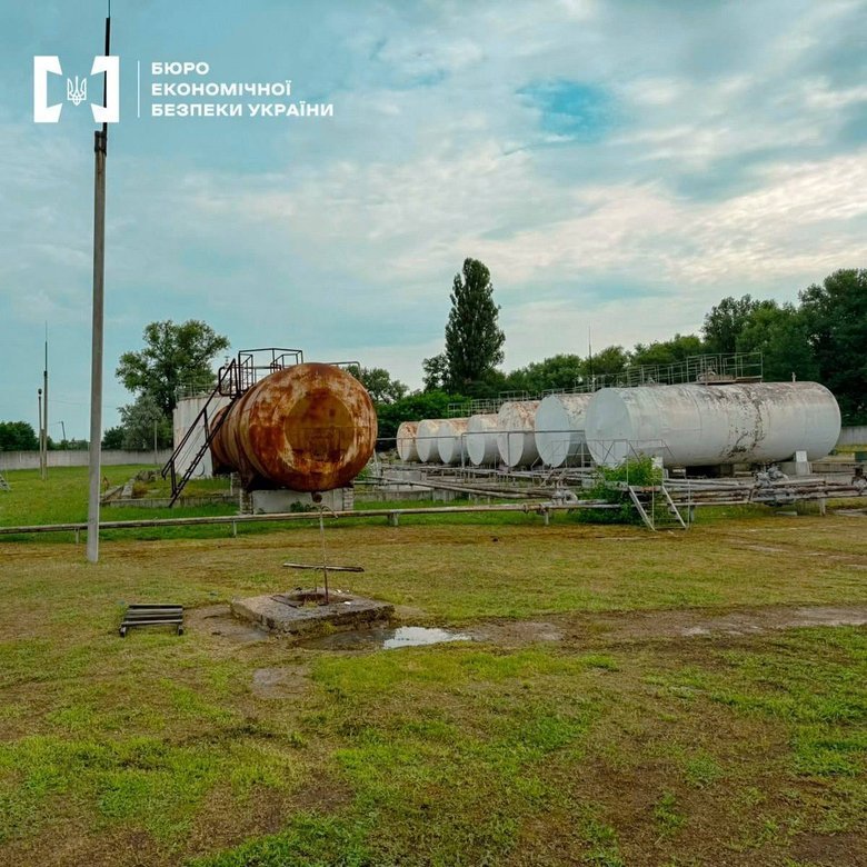 The Economic Security Bureau seized 233,000 litres of counterfeit fuel