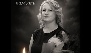 Атака РФ на супермаркет у Чернігові: у лікарні померла поранена жінка, її донька загинула на місці удару. ФОТО