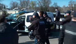 Поліція затримала двох осіб після суперечки в столичному Гідропарку