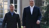 Медведев догнал Януковича в росте: подрос сантиметров на 25. ФОТОрепортаж