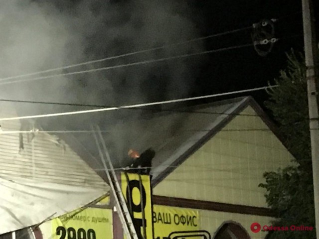 В одеському готелі сталася пожежа: 8 людей загинули, 10 - постраждали, - ДСНС 10