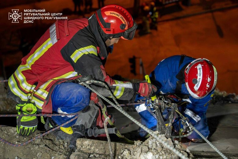 Атака РФ на Київ 1 січня: Розбір завалів завершено