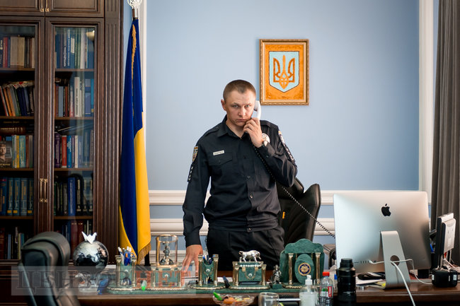 Заступник голови Нацполіції Максим Цуцкірідзе: Зниклий начштабу Одеського загону морської прикордонної охорони Чертков мав значні боргові зобов’язання. За декілька днів до зникнення він програв велику суму в казино 08