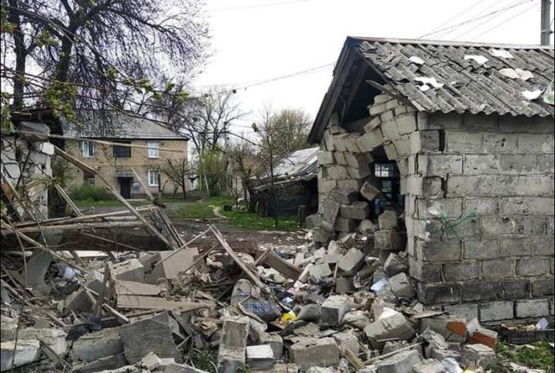 Війська РФ завдали авіаудару по Гірській громаді на Луганщині, безліч руйнувань, щонайменше одна людина загинула, - ОВА 01 Війська РФ завдали авіаудару по Гірській громаді на Луганщині, безліч руйнувань, щонайменше одна людина загинула, - ОВА 01