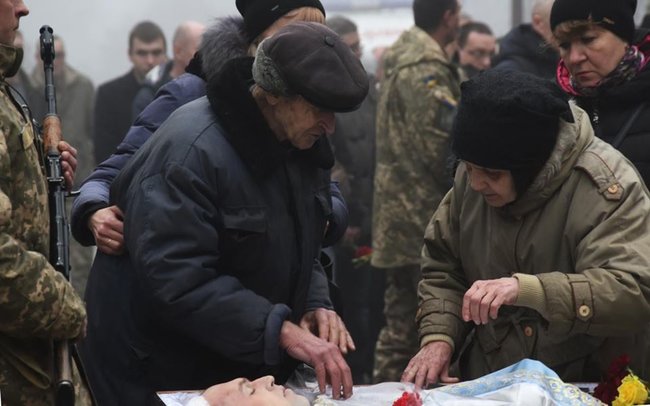 Воїна 93-ї ОМБ Германа Соловйова поховали на Дніпропетровщині 02