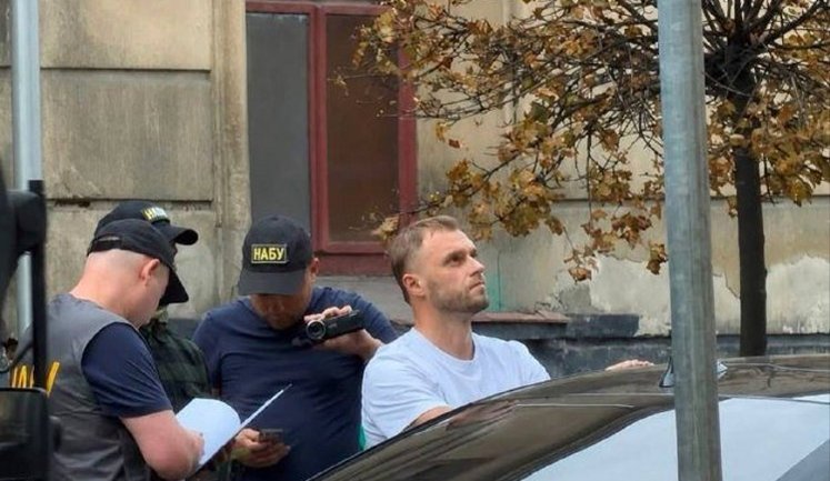 "Шеф, все сделаем": Кропива контролировал ремонт в доме генерального прокурора Кравченко в Козине, - прокурор САП