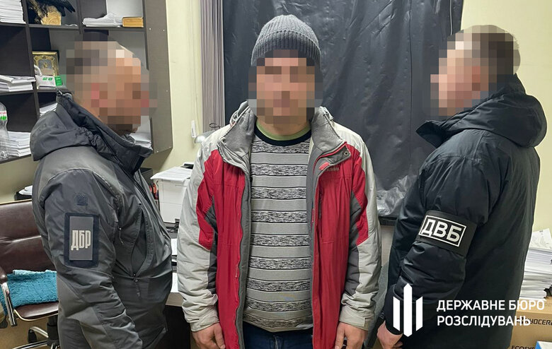 У Херсоні затримали експоліцейського, який працював на окупантів