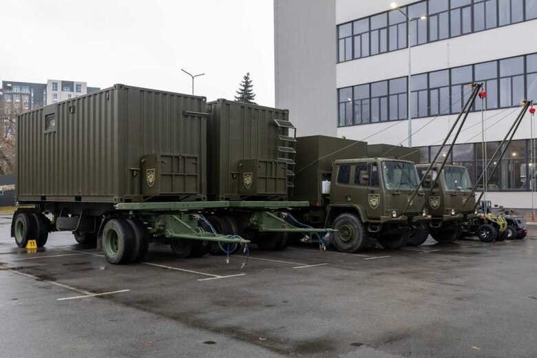 Техніка бійцям від Порошенка